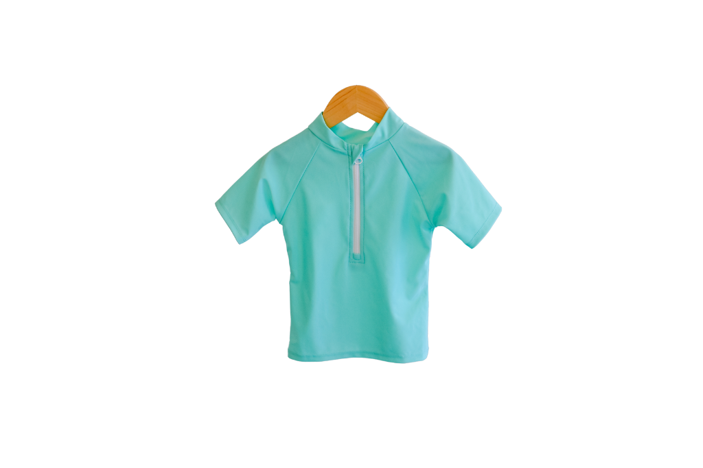 the loree short sleeve zip